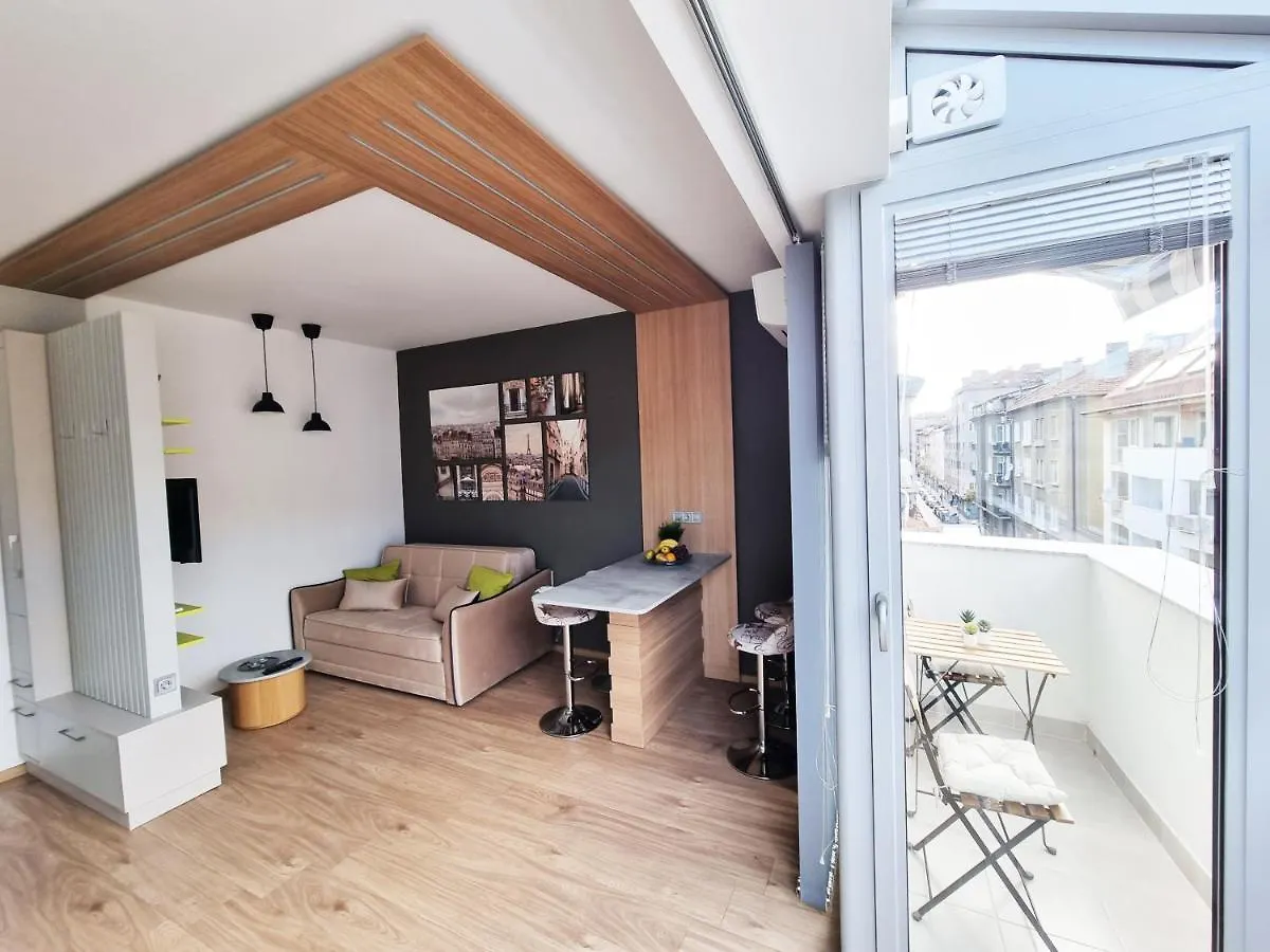 Apartment Top Center - Modern With View Sofia