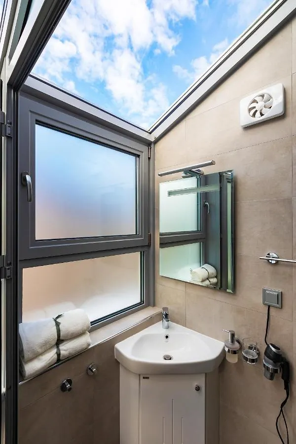 Apartment Top Center - Modern With View Sofia